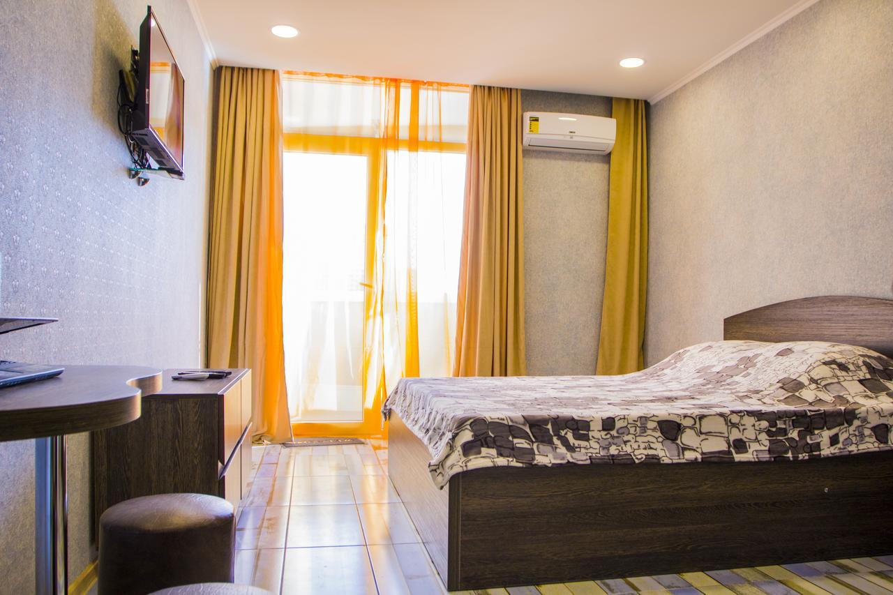 באטומי Apartament Denis In Apart-Otel Residenc מראה חיצוני תמונה